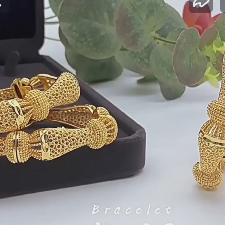 Women Gold Plated Bracelet